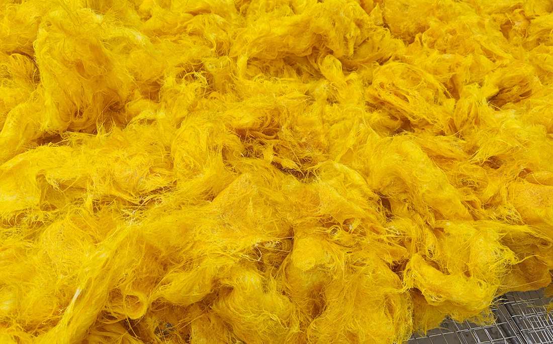 What are the main components of phenolic fiberglass molding compounds